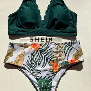 NEW Swimsuit set dark green and tropical print